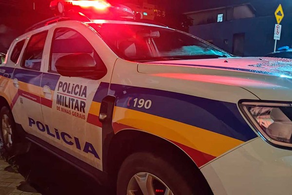 Polícia procura criminosos que assaltaram bar no bairro Santa Terezinha, em Patos de Minas