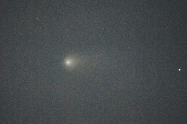Observatório de Astronomia de Patos de Minas registra passagem do Cometa do Diabo na região