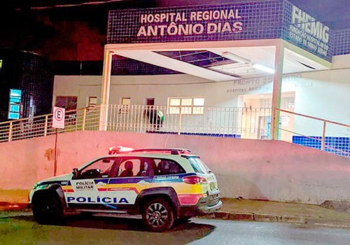 Jovem vítima de lesão corporal acaba preso após quebrar janela do Hospital Regional