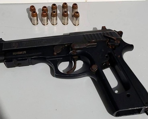 Homem que fez comunicação falsa de crime é preso com arma e munições em Patos de Minas