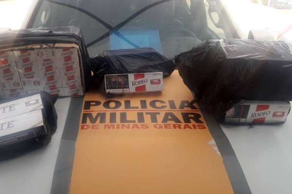 Polícia Militar Rodoviária apreende 590 maços de cigarro estrangeiro na LMG 764, em Matutina