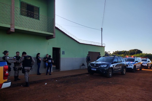 Operação prende diretores e fecha clínicas clandestinas de recuperação em Monte Carmelo