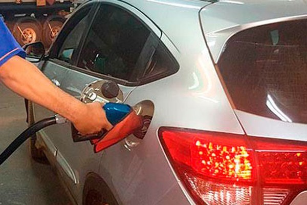 Com variação de R$0,34 e R$0,54, Procon e IFTM divulgam preços do diesel e gasolina