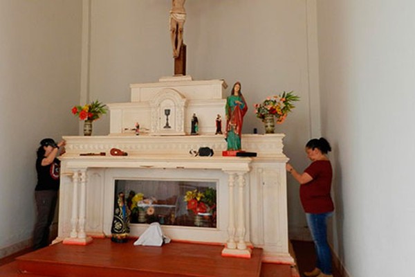 Altar-mor centenário da antiga Igreja Matriz será restaurado por empresa de BH em 2020