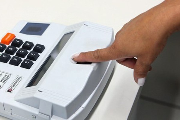 Mais da metade dos eleitores em Patos de Minas ainda não cadastraram a biometria