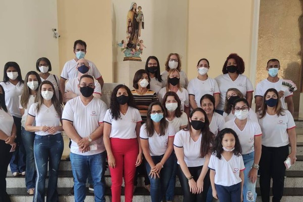 Voluntários criam associação em João Pinheiro para dar apoio às pessoas em tratamento de câncer