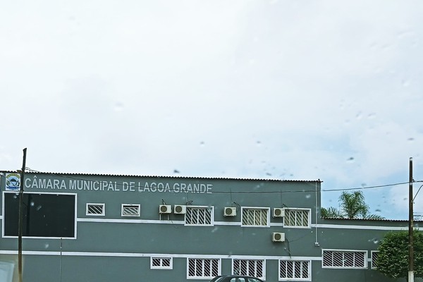 Presidente da Câmara de Lagoa Grande é acusado por funcionária de assédio sexual