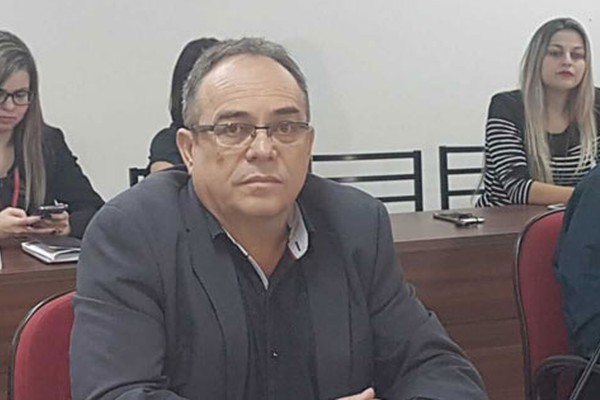 Por 9 votos a 8, Vereador Vicente é eleito o novo presidente da Câmara Municipal de Patos de Minas