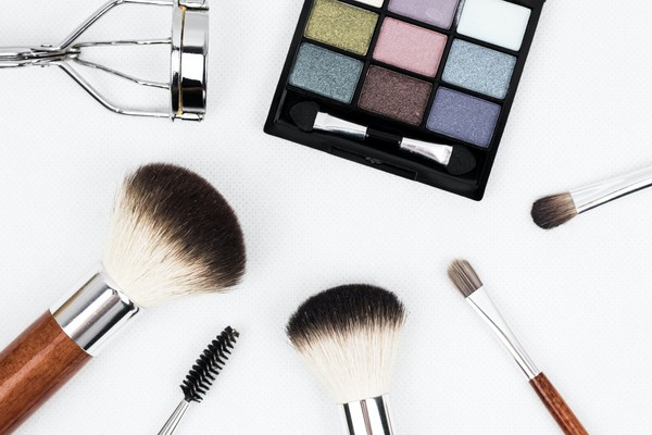 7 componentes que devem ser evitados nas maquiagens