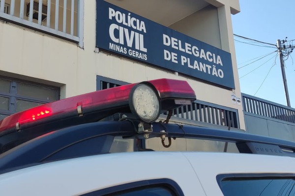 Homem descumpre medida protetiva se recusando a sair de casa e acaba preso em Patos de Minas