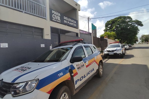 Idoso é preso por desacato após dizer que paga salário de servidoras da Secretaria de Saúde em Patos de Minas