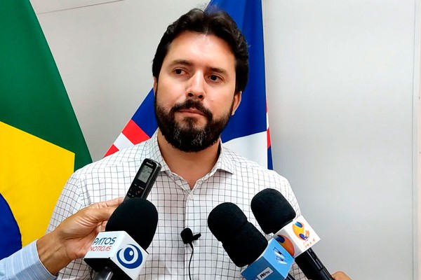 Prefeito diz que irá brigar na justiça para romper contrato com a Copasa em Patos de Minas