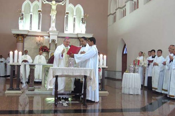 Bispo comunica aos fiéis medidas para evitar transmissão do Coronavírus durante as missa