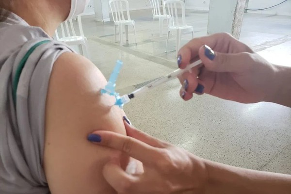 Prefeitura abre cadastro de vacinação contra Covid-19 para trabalhador do transporte coletivo de passageiros
