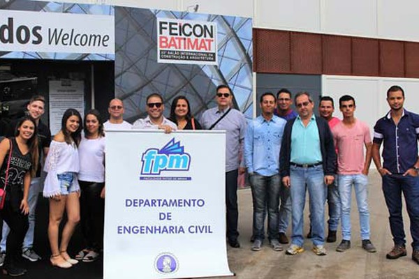 Estudantes de Engenharia Civil da FPM visitam Feira Internacional da Construção em São Paulo
