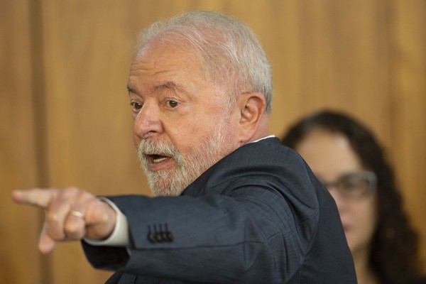 Lula vai a Colômbia participar de reunião sobre a Amazônia