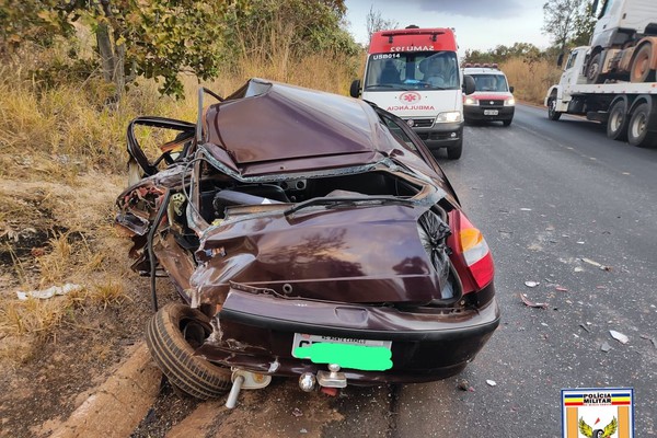 Motorista de Patos de Minas é atropelado e morto enquanto sinalizava local na MG 190