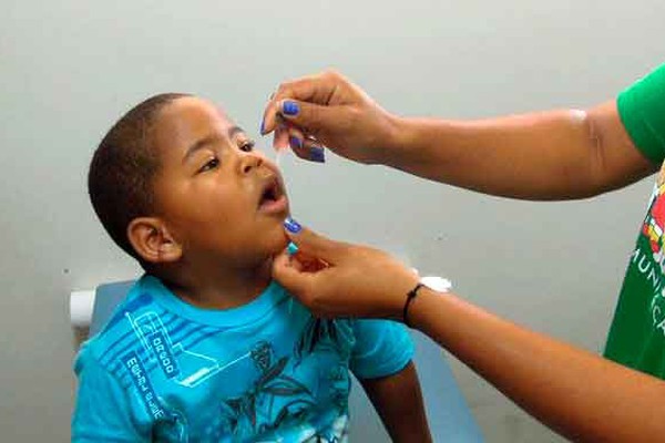Campanha de vacinação contra a Poliomielite começa nessa próxima semana em Patos de Minas