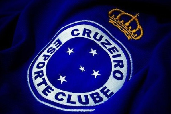 Cruzeiro e SAF são condenados por dívida com ex-treinador de goleiras