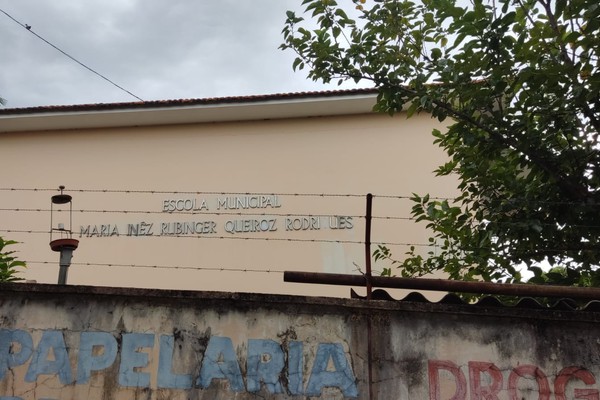 Mãe reclama de superlotação em escola municipal e pede providências em Patos de Minas