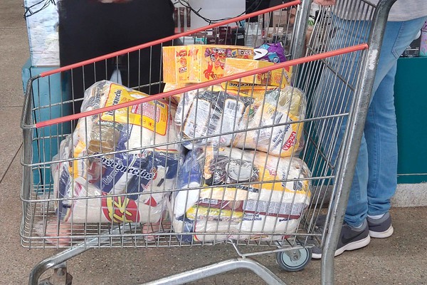 Com grandes variações, Procon divulga preços de itens da cesta básica em Patos de Minas