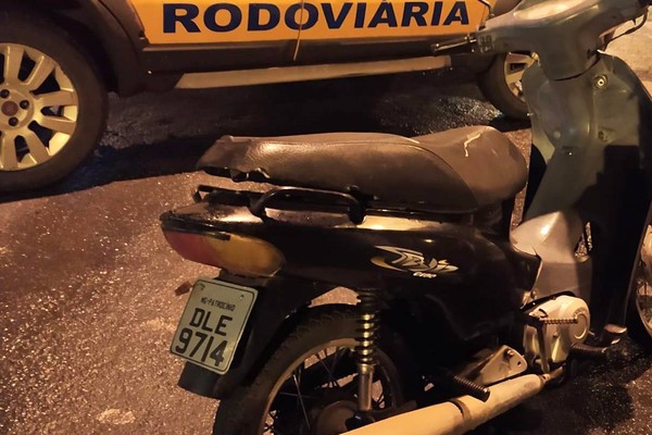 Condutor que comprou moto adulterada pelo Facebook é preso na MG 230