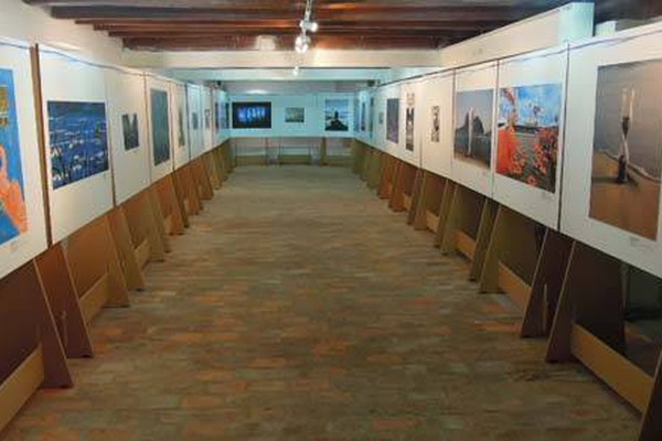 Museu Itinerante Rabobank traz obras de artistas consagrados a Patos de Minas