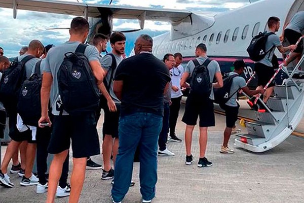 Mau tempo em Patos de Minas faz avião com delegação do Atlético pousar em Uberlândia