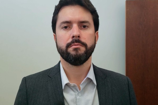 Após denúncia de fraude, Falcão posta nota fiscal de empresa contratada para selecionar secretários