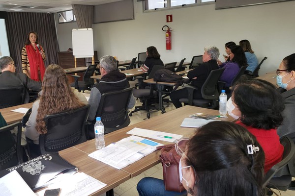 Rede Coop Patos de Minas dá mais um passo para inserir o cooperativismo nas escolas do município
