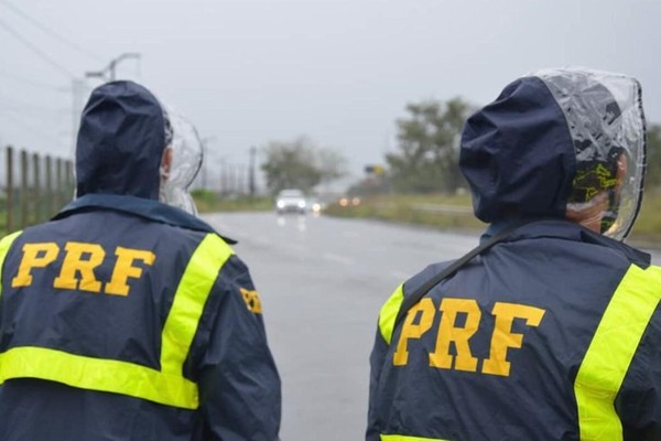 Operação Natalina da PRF tem 82 motoristas embriagados, 275 multas por ultrapassagens proibidas, 113 acidentes e 13 mortes