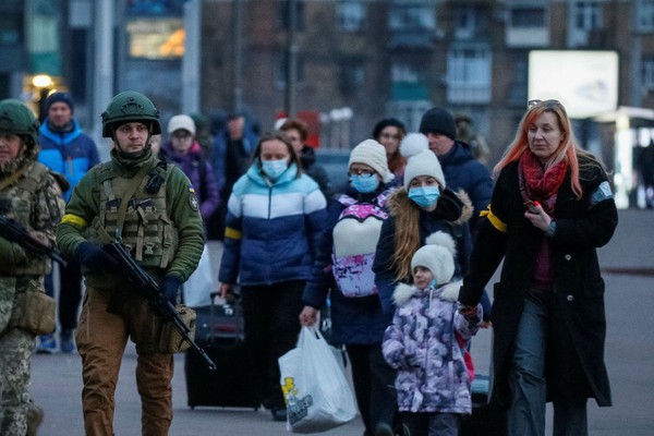 Rússia oferece corredores humanitários de cinco cidades da Ucrânia