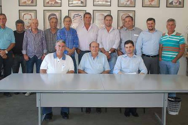 Elhon Cruvinel é eleito o novo presidente do Sindicato Rural de Patos de Minas