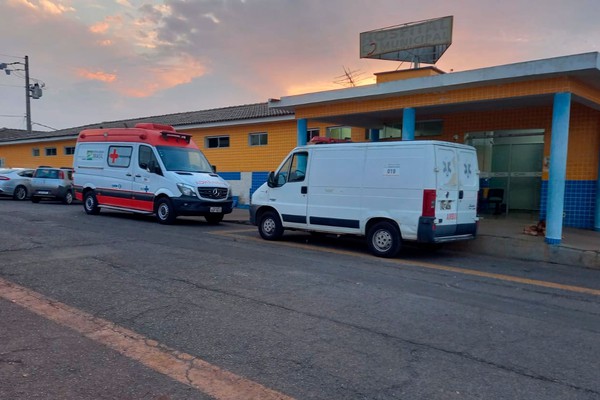 Hospital Municipal de Presidente Olegário tem 15 funcionários com teste positivo para Covid-19