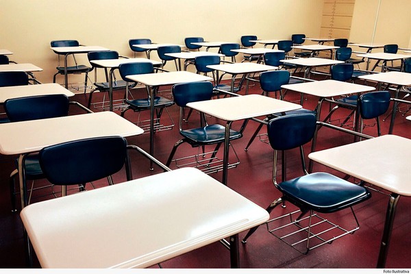 Escola é condenada a indenizar aluno por impedir acesso às notas em MG