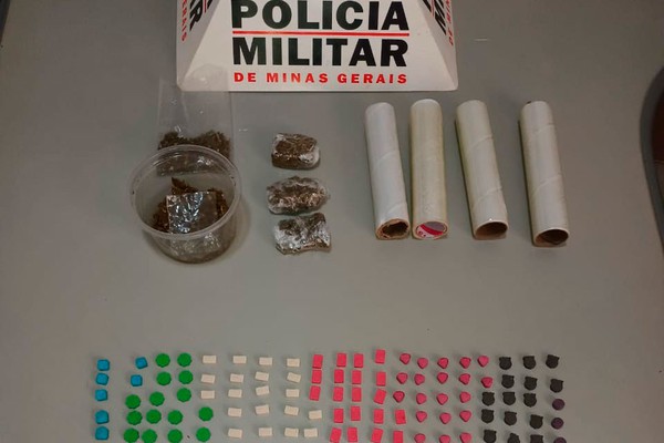 Polícia Militar apreende porções de maconha e 100 comprimidos de ecstasy com morador de Tiros