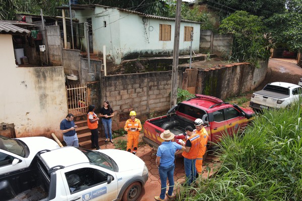Bombeiros promovem ações de prevenção em áreas críticas de São Gotardo