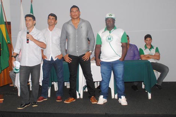 Mamoré apresenta comissão técnica e inicia campanha para voltar à elite do futebol mineiro